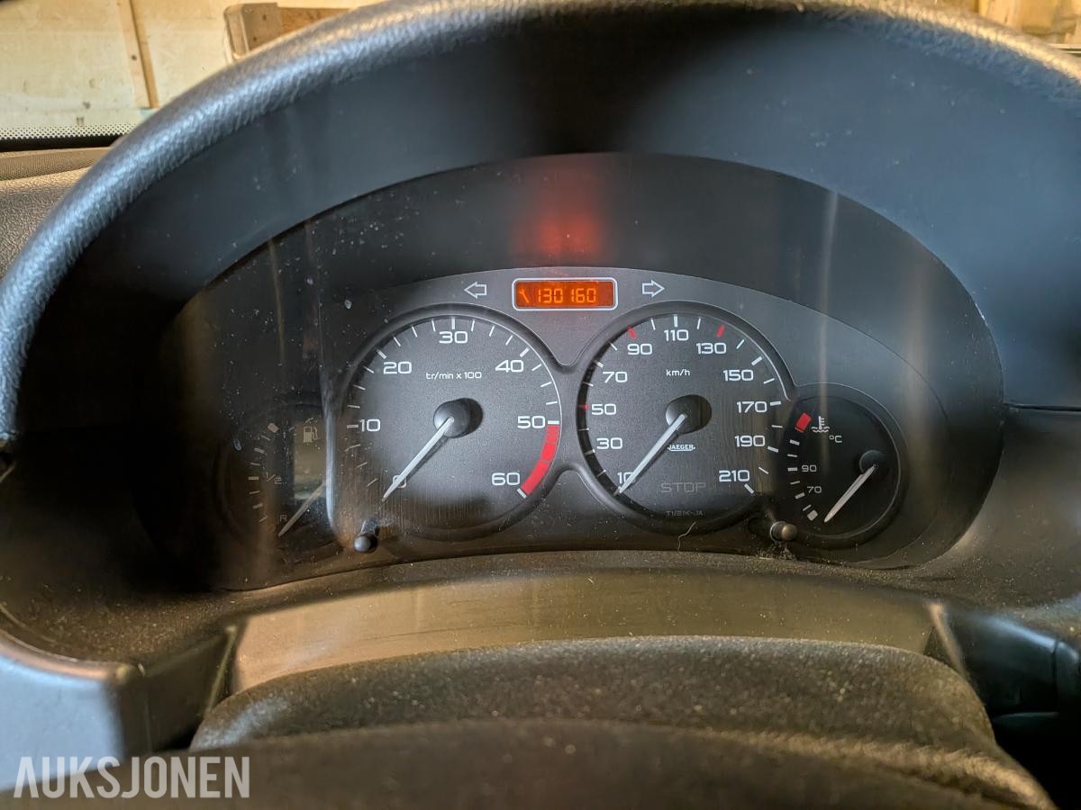 2005 Peugeot Partner 1.9 69hk   s+v dekk  lav km  130160km