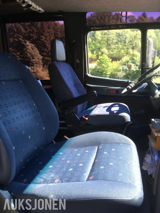 1998 Mercedes-Benz Vario 614D /42 4.3 diesel 136hk (180)
