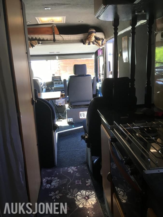 1998 Mercedes-Benz Vario 614D /42 4.3 diesel 136hk (180)