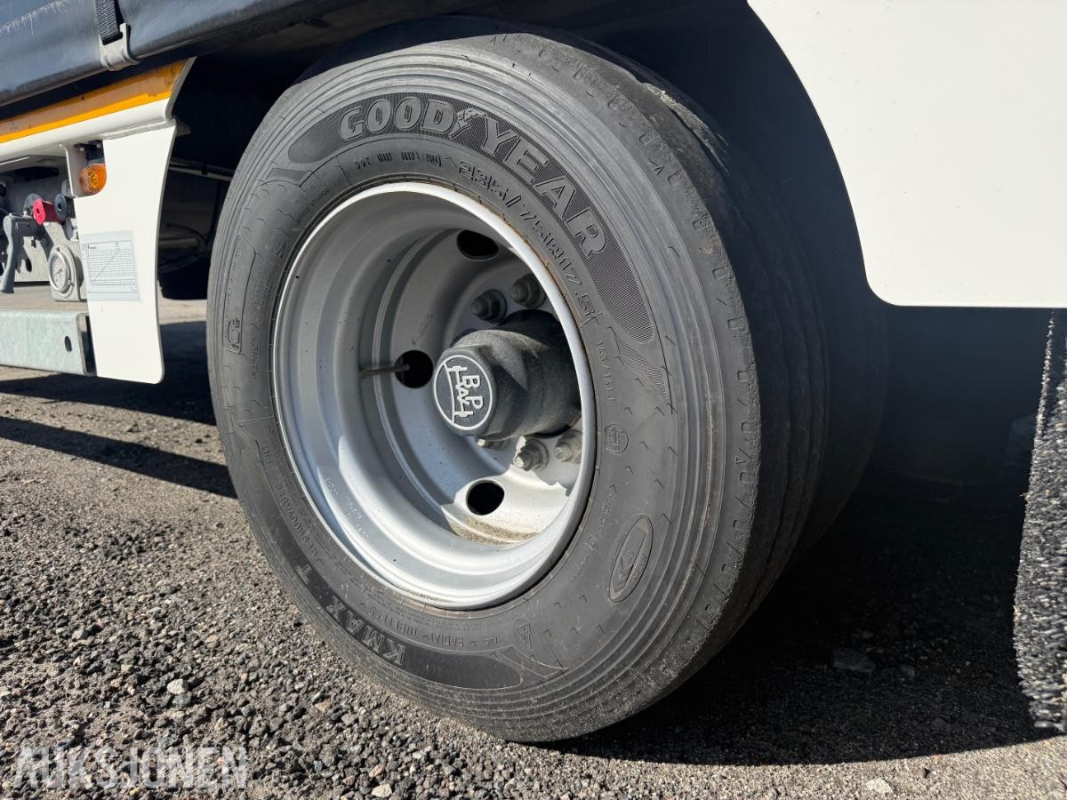 2025 MAX TRAILER MAX100 – LUKKET MASKINTRALLE / SKAPTRALLE – SOM NY