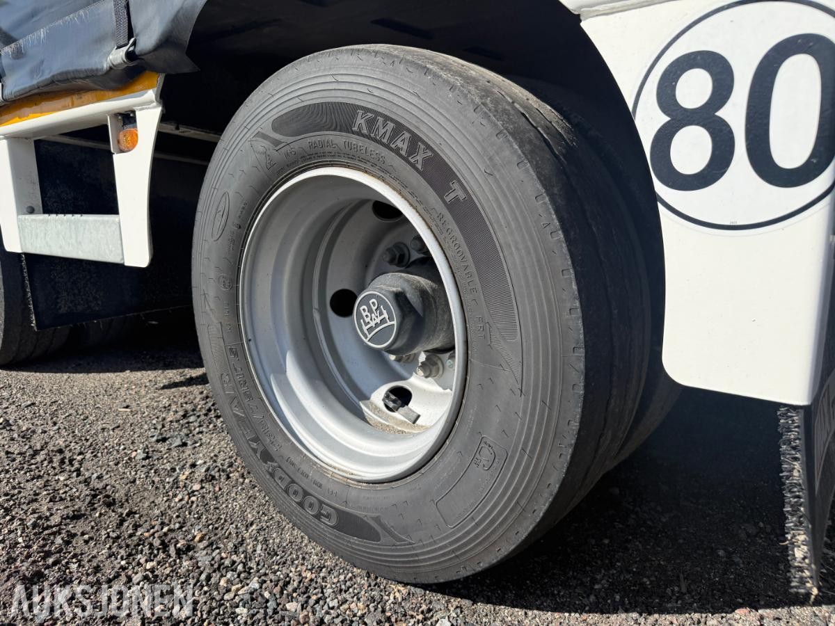 2025 MAX TRAILER MAX100 – LUKKET MASKINTRALLE / SKAPTRALLE – SOM NY