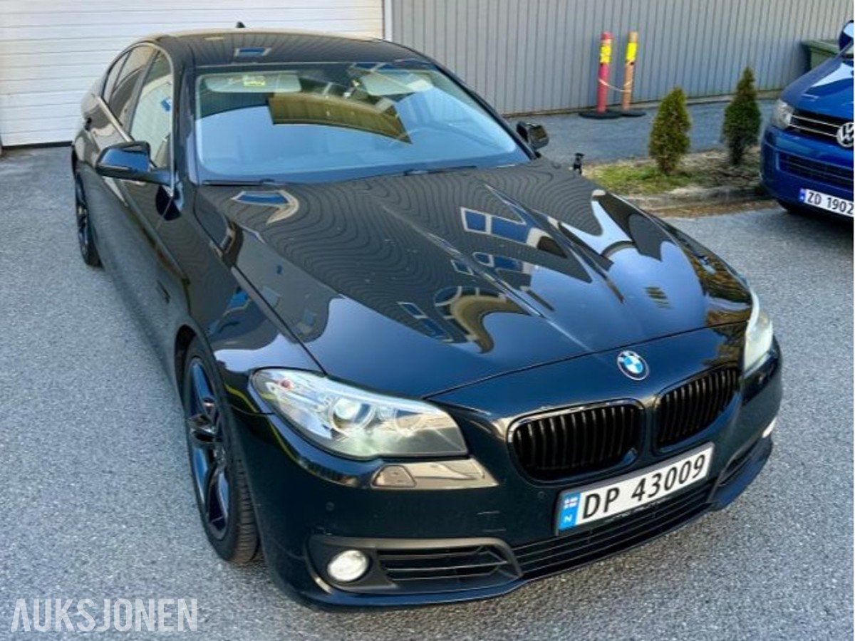 2014 BMW 5-serie 525d xDrive Hengerfeste Skinnseter