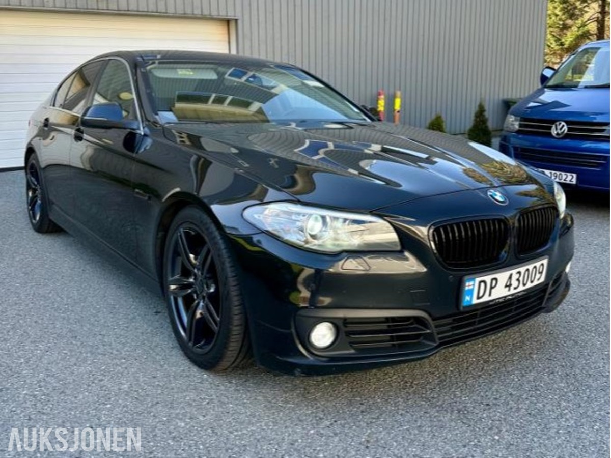 2014 BMW 5-serie 525d xDrive Hengerfeste Skinnseter