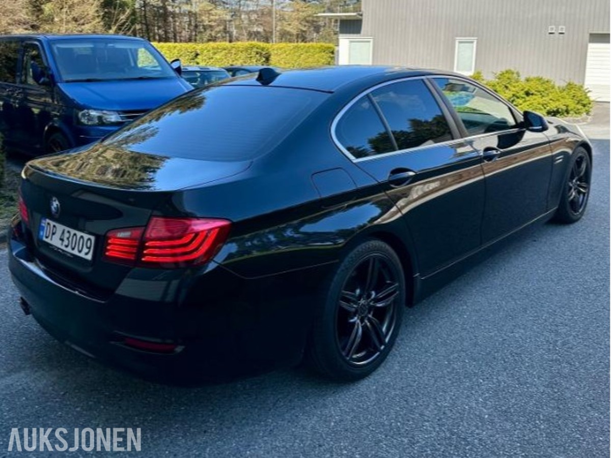 2014 BMW 5-serie 525d xDrive Hengerfeste Skinnseter