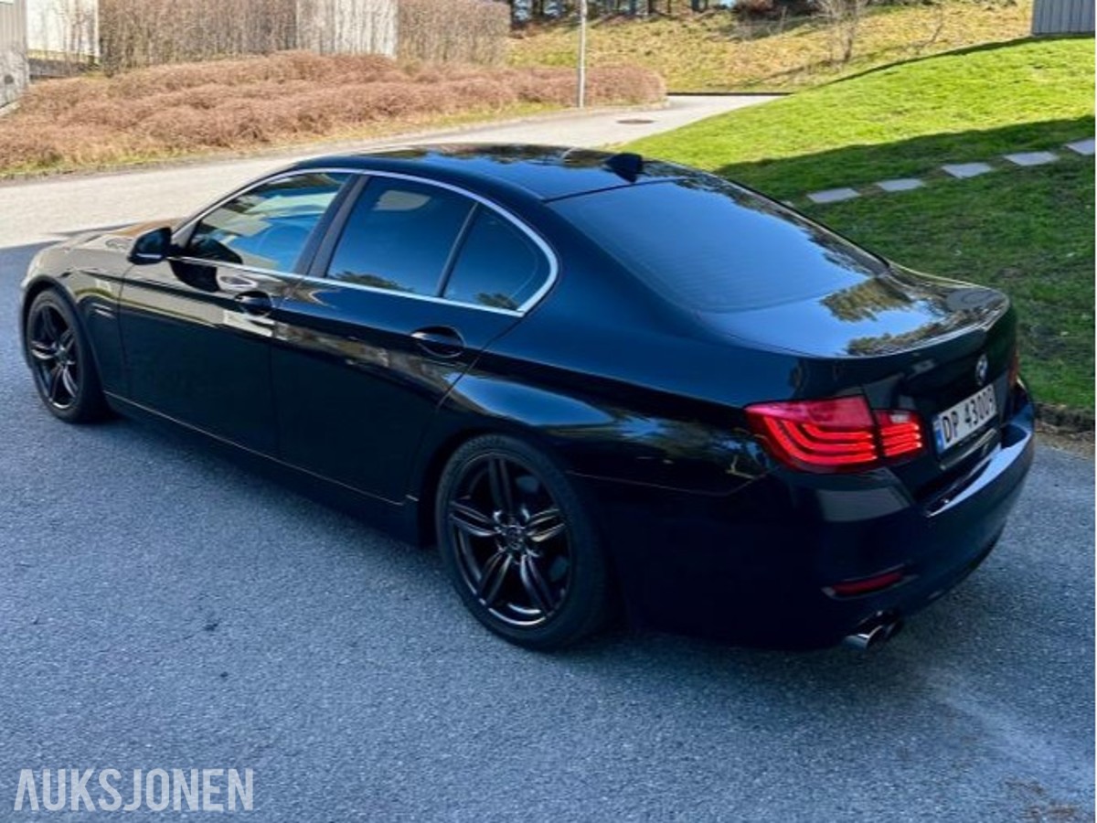 2014 BMW 5-serie 525d xDrive Hengerfeste Skinnseter