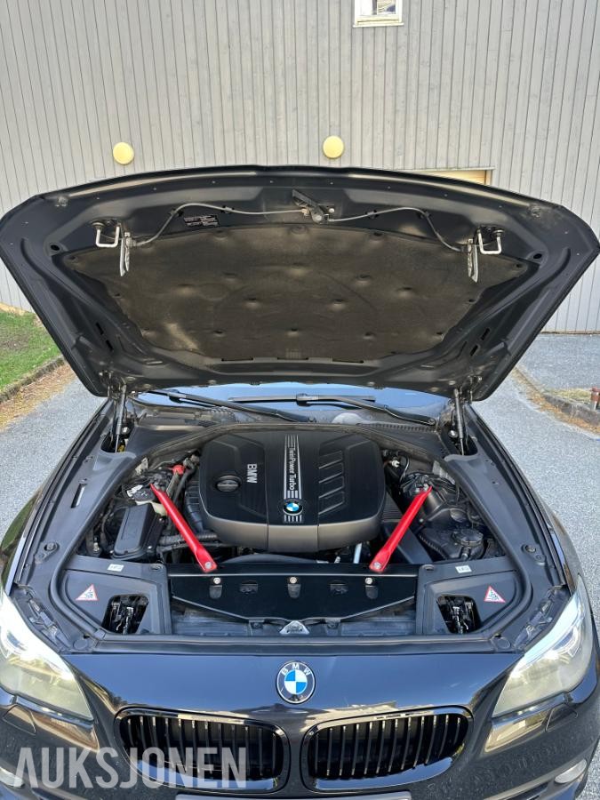 2014 BMW 5-serie 525d xDrive Hengerfeste Skinnseter