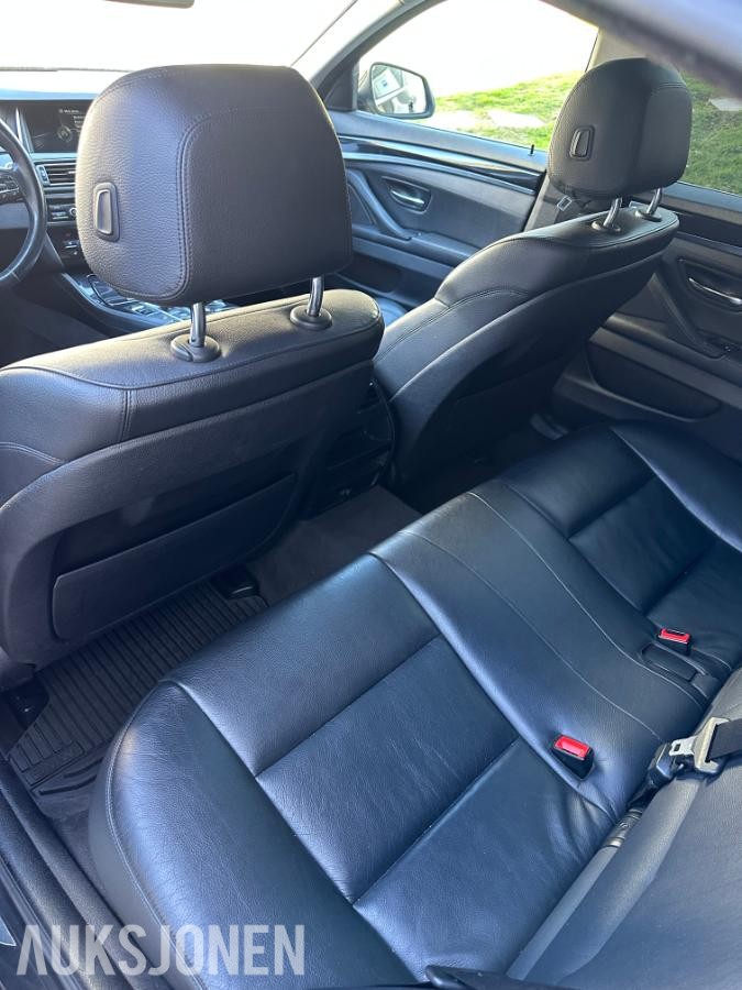2014 BMW 5-serie 525d xDrive Hengerfeste Skinnseter