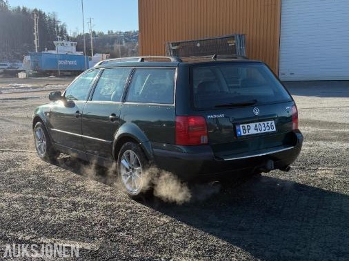 1999 Volkswagen Passat VR5 2.3 bensin 150hk 4MOTION 