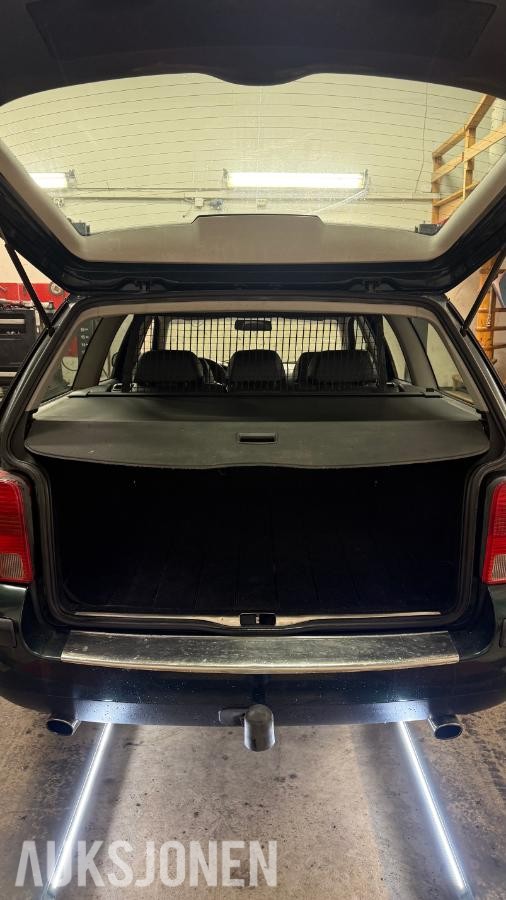 1999 Volkswagen Passat VR5 2.3 bensin 150hk 4MOTION 