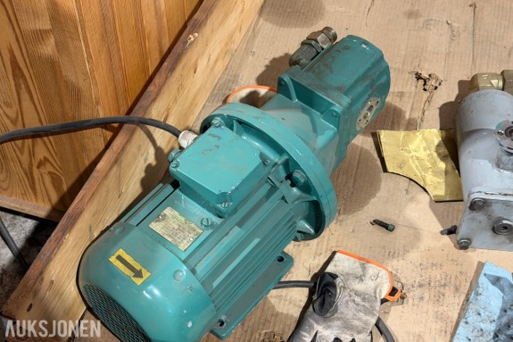 Elektrim 3-fas elektromotor med Kumera girkasse - IP55 - CE