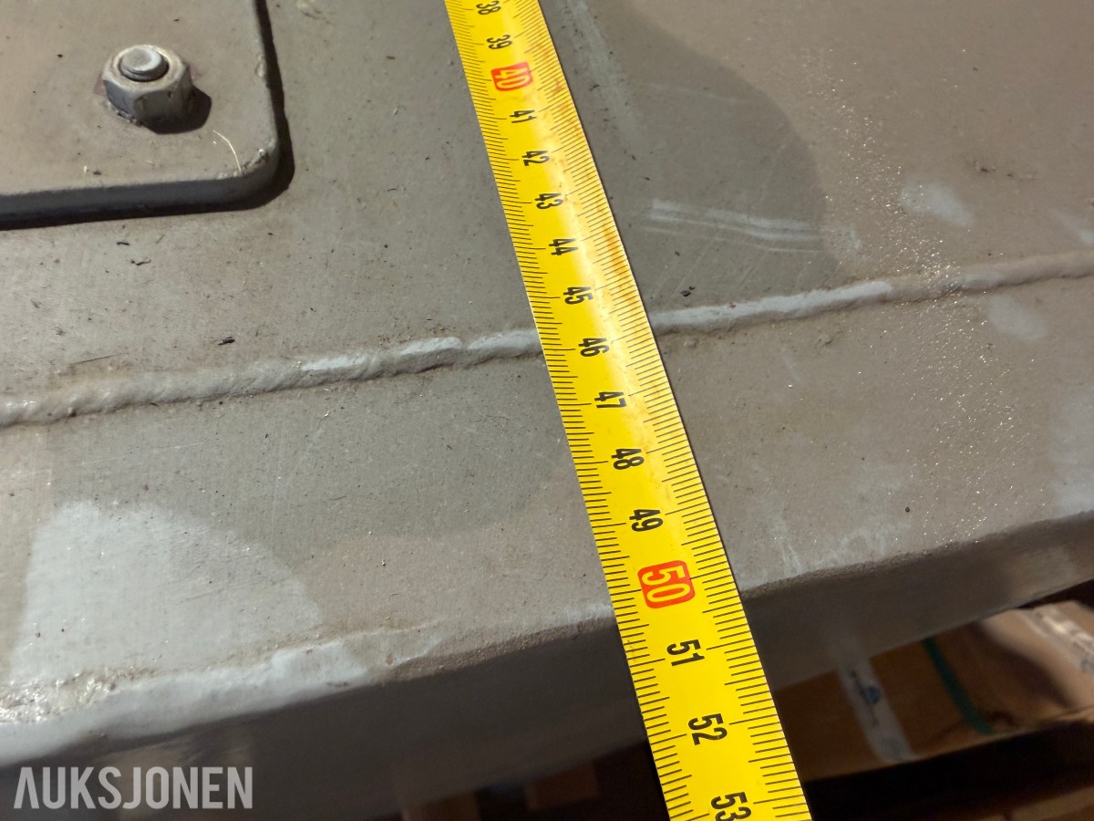 Hydraulikk/oljetank med stativ – 200 liter