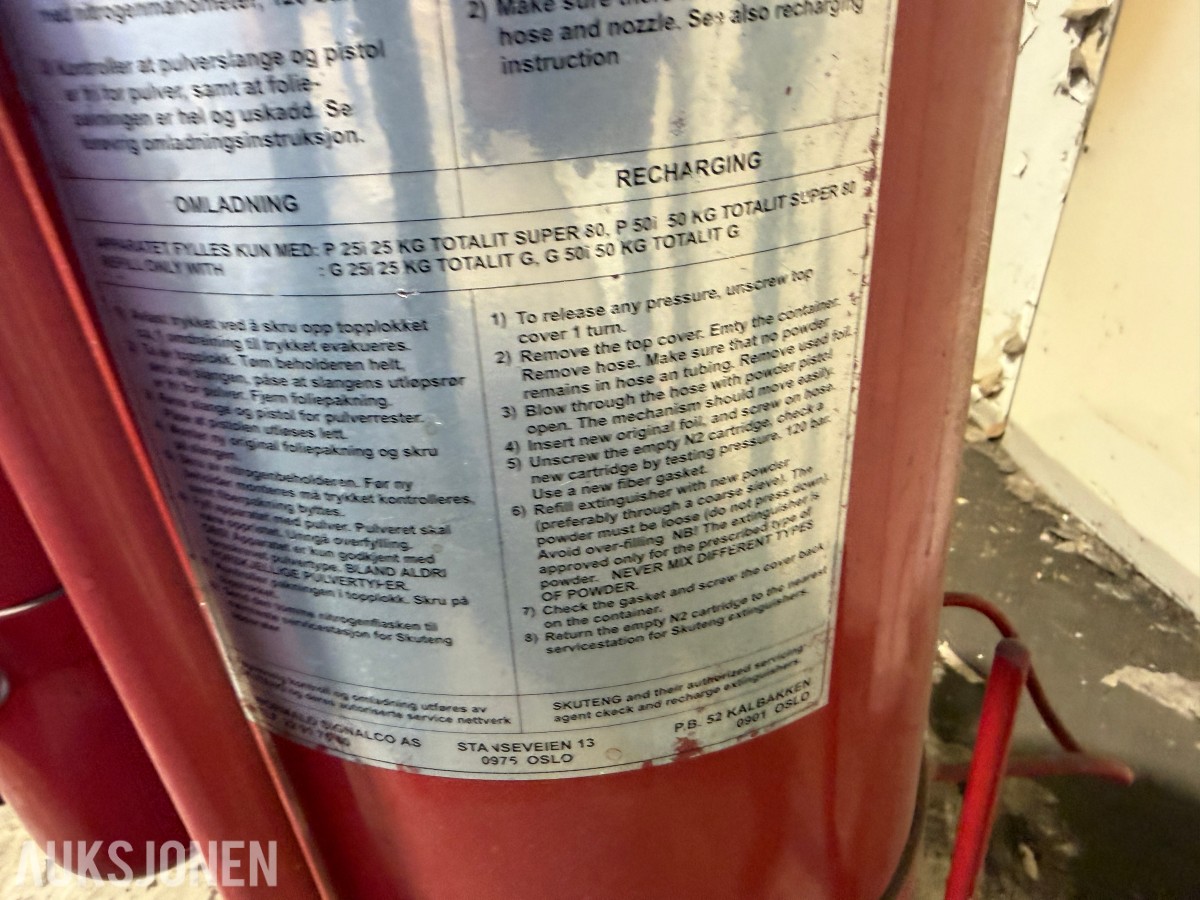 Skuteng P50i – Trallemonter brannslokker, 50 kg BC-pulver