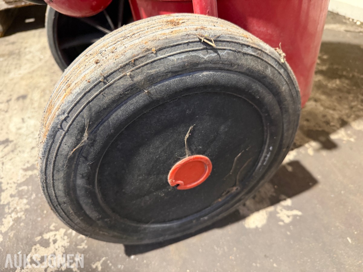 Skuteng P50i – Trallemonter brannslokker, 50 kg BC-pulver