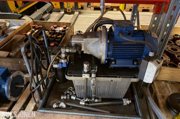 Hydraulisk kraftaggregat (HPU) – Elektrim motor, Parker filter, Telemecanique starter