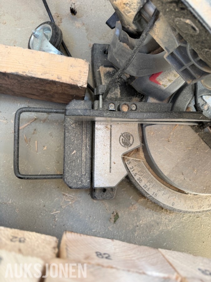 2021 Meec Tools Kappsag/Gjæringssag - 2000W - CE-merket