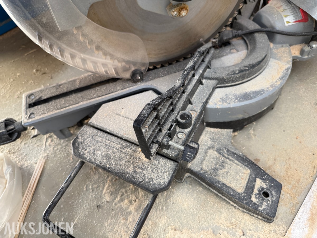 2021 Meec Tools Kappsag/Gjæringssag - 2000W - CE-merket