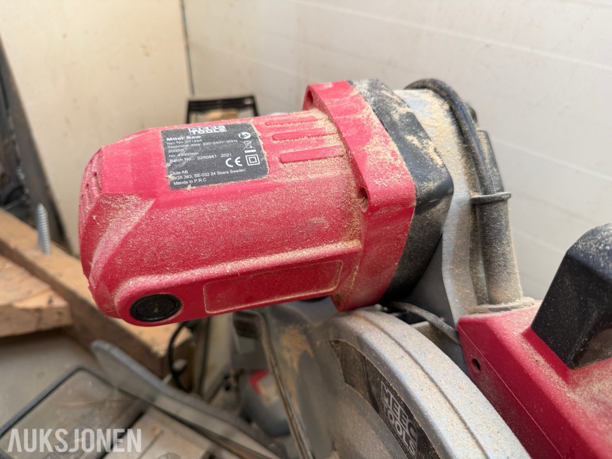 2021 Meec Tools Kappsag/Gjæringssag - 2000W - CE-merket