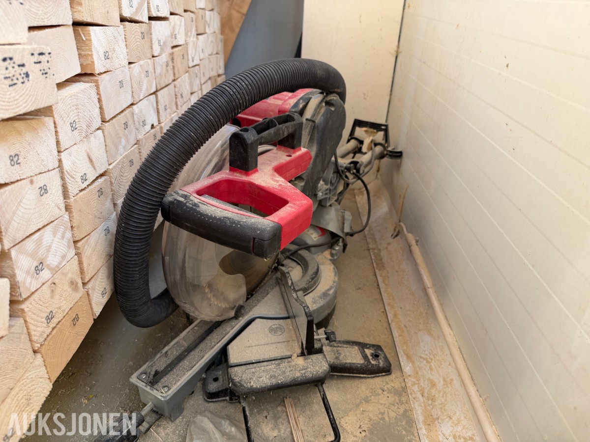 2021 Meec Tools Kappsag/Gjæringssag - 2000W - CE-merket