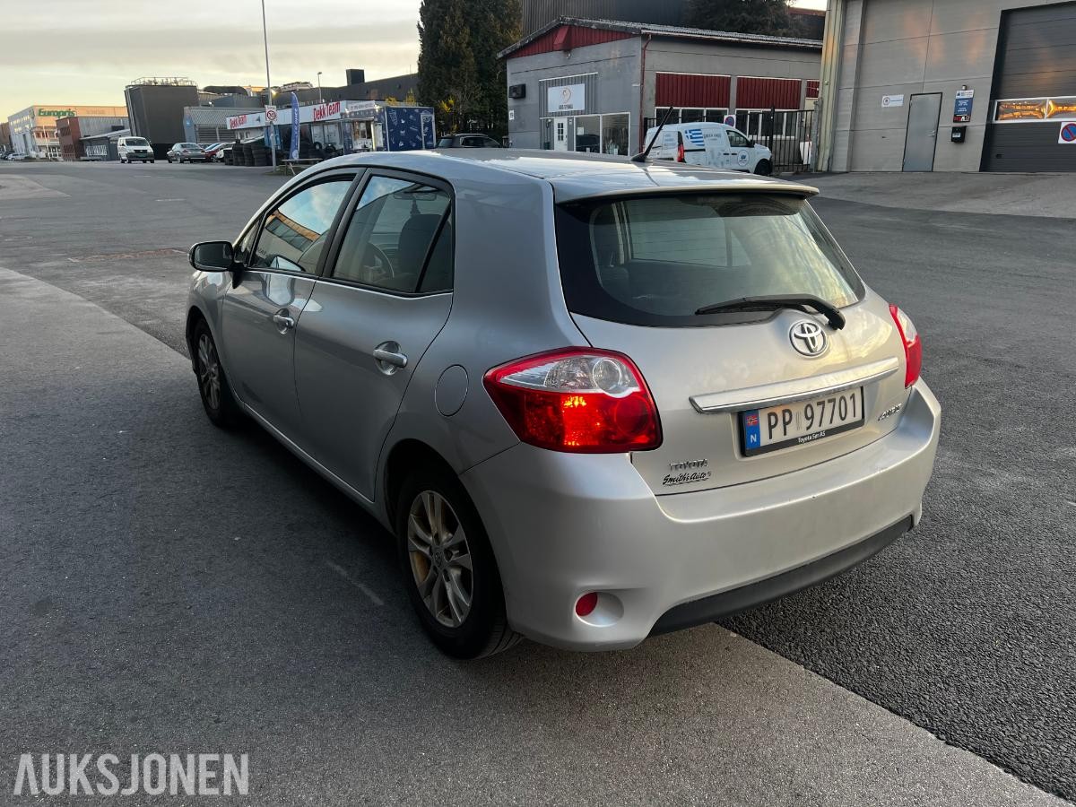 2011 Toyota Auris 1.4 90hk DAB Bluetooth