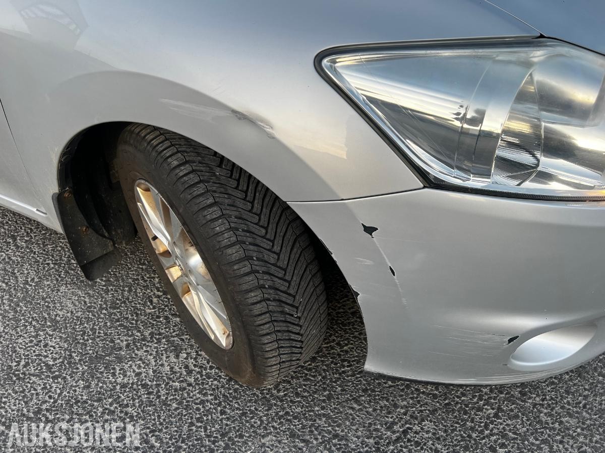 2011 Toyota Auris 1.4 90hk DAB Bluetooth