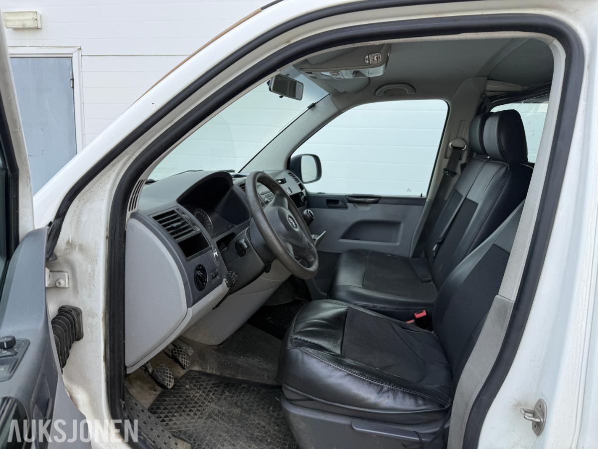 2012 Volkswagen Transporter, 2.0-140 D 4MOTION, 317000km m/innredning