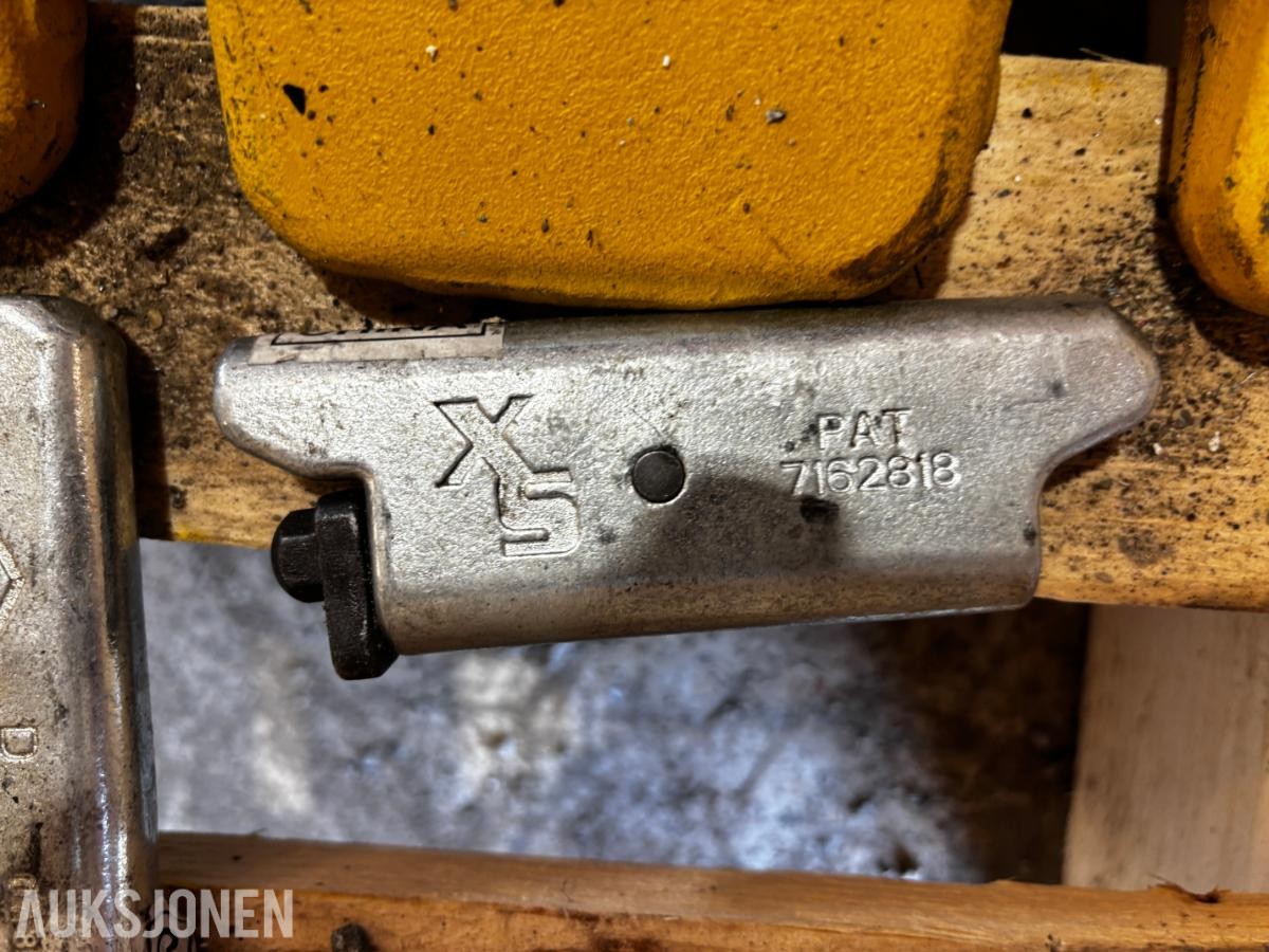 4 STK KVX GRAVEMASKINENNER M/LÅSER – HENSLEY XS25PC
