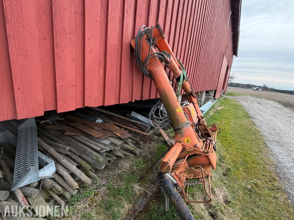 1900 Hiab 445 kran – bakmontert kran