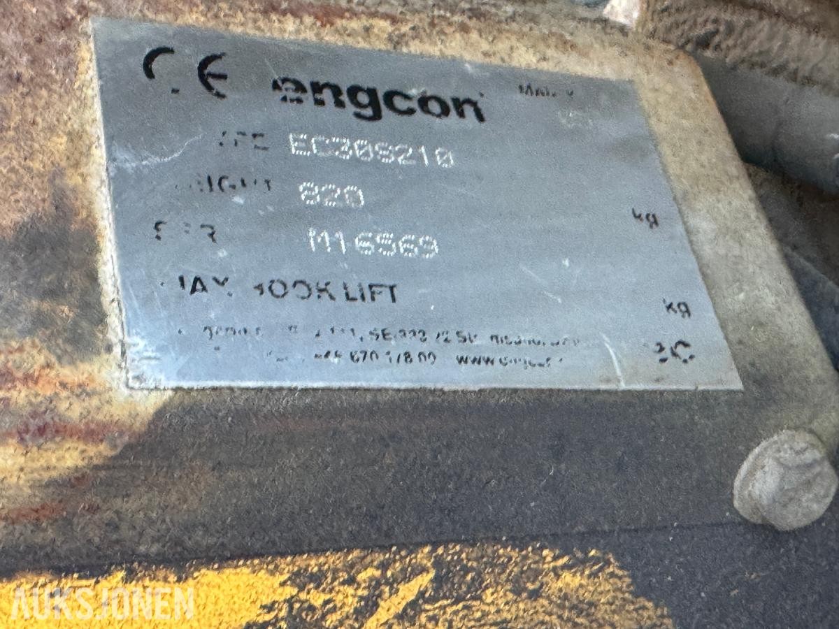 2005 Sandvik Kaldnes Skuffe med Engcon Tiltrotator