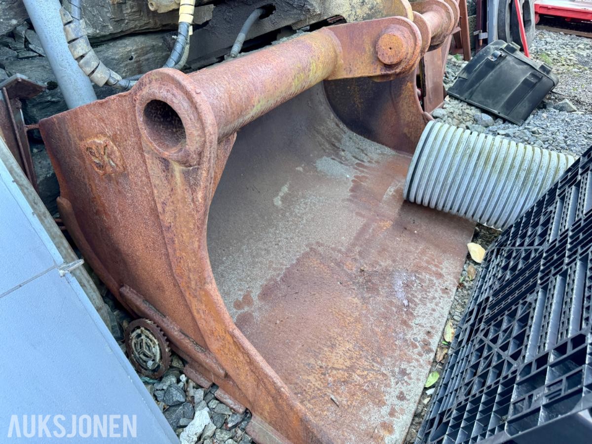 2005 Sandvik Kaldnes Skuffe med Engcon Tiltrotator