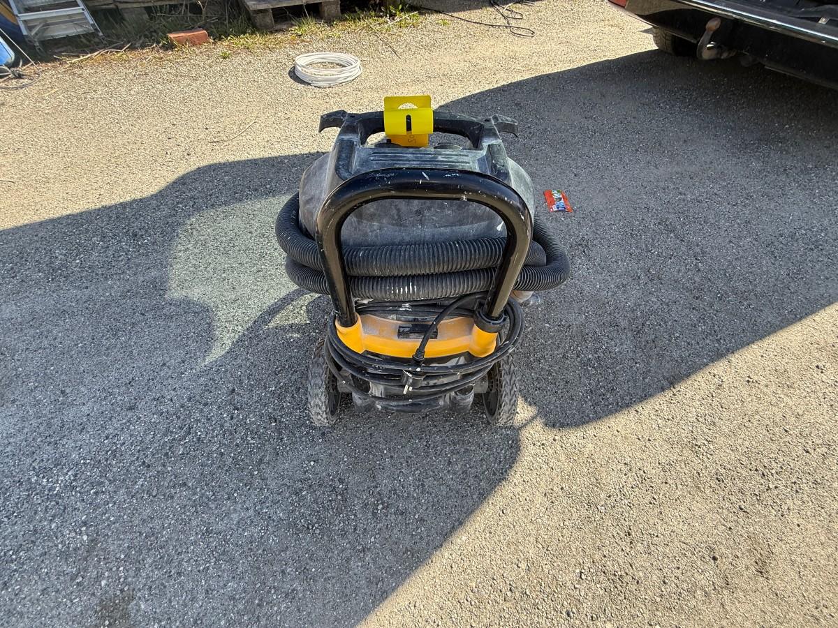 DeWalt DWV902L -