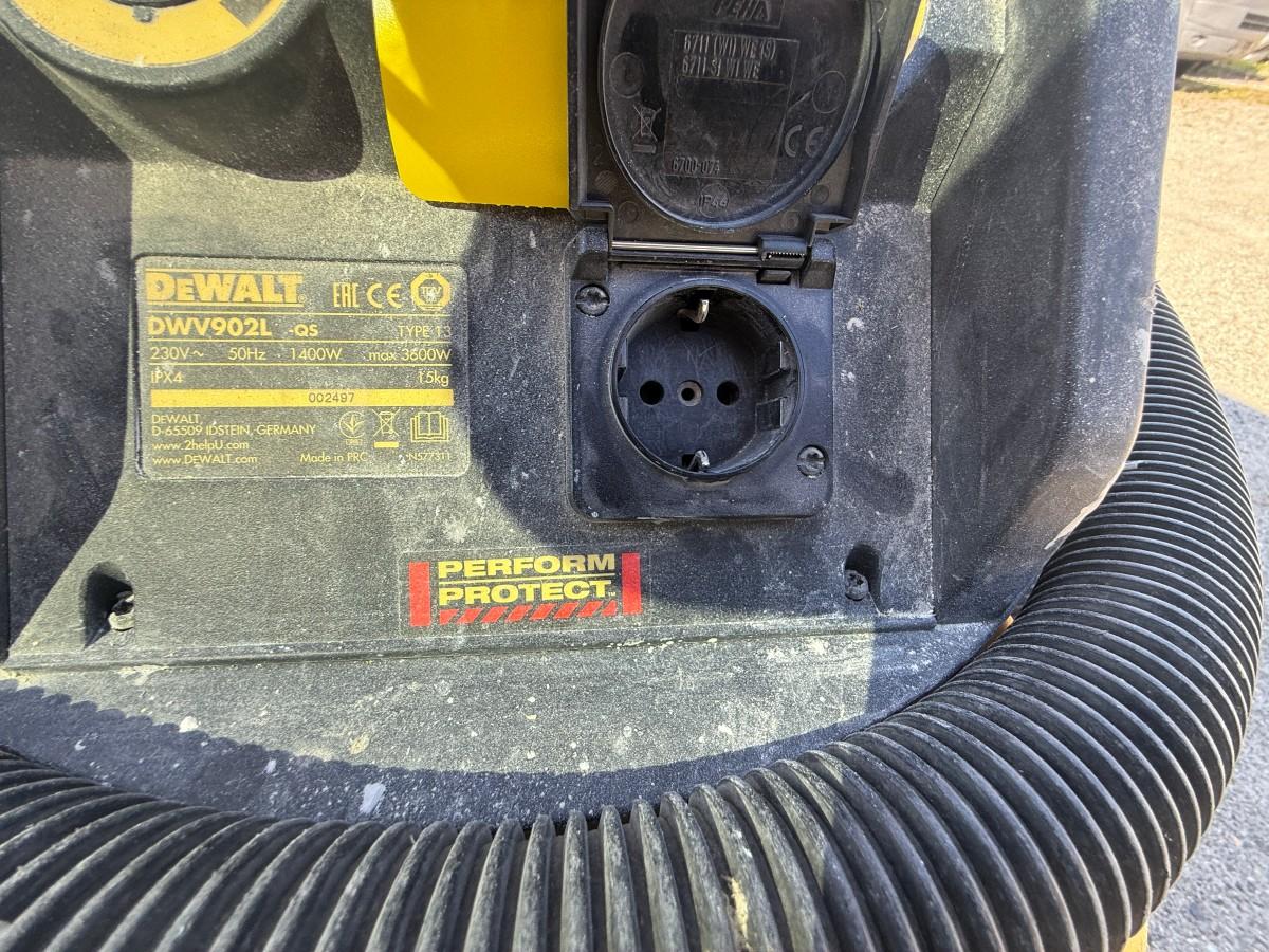DeWalt DWV902L -