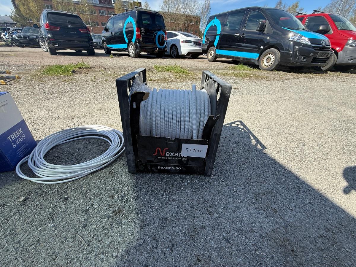 Kabeltrommel og kabler – diverse utstyr
