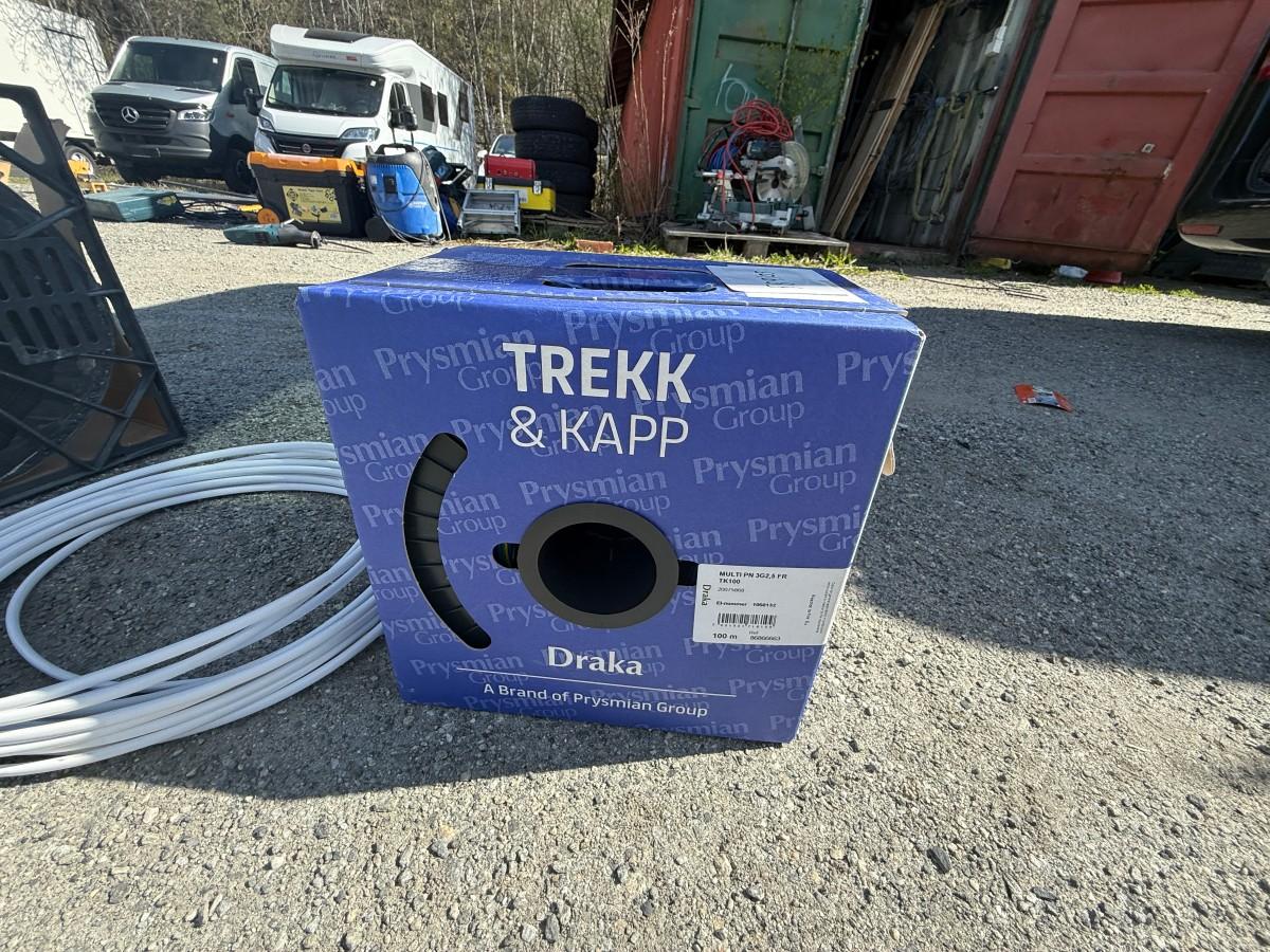 Kabeltrommel og kabler – diverse utstyr