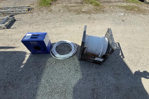 Kabeltrommel og kabler – diverse utstyr