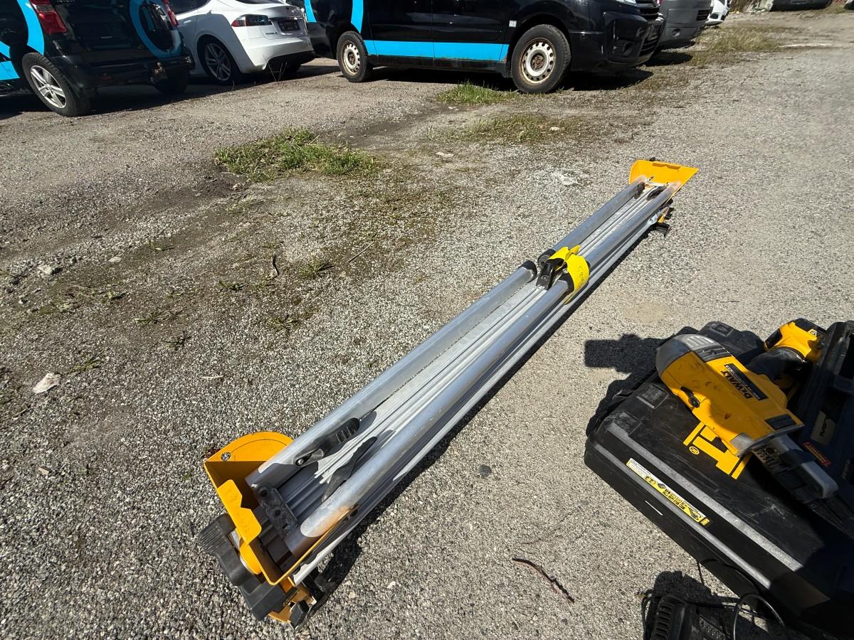 DeWalt verktøypakke – spikerpistol, drill og kapp-/flisskjærer