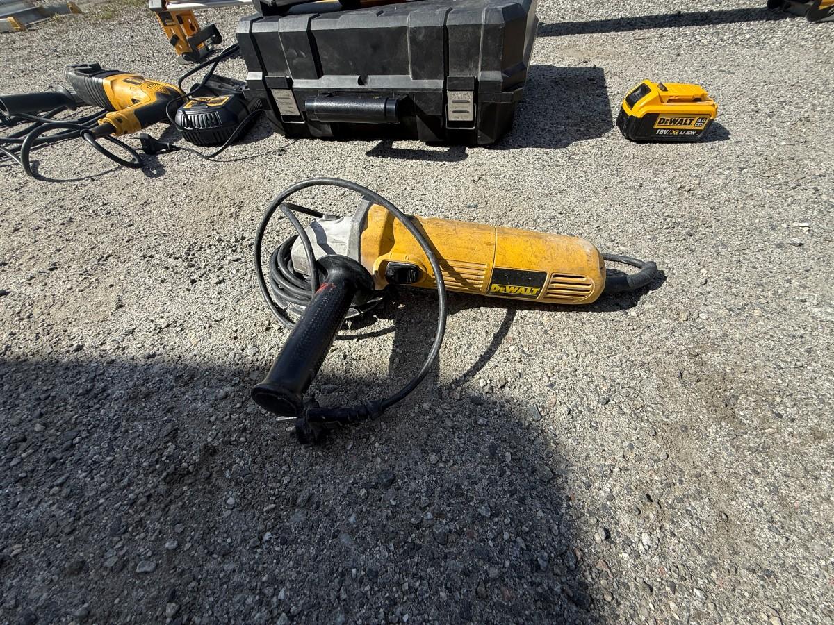 DeWalt verktøypakke – spikerpistol, drill og kapp-/flisskjærer