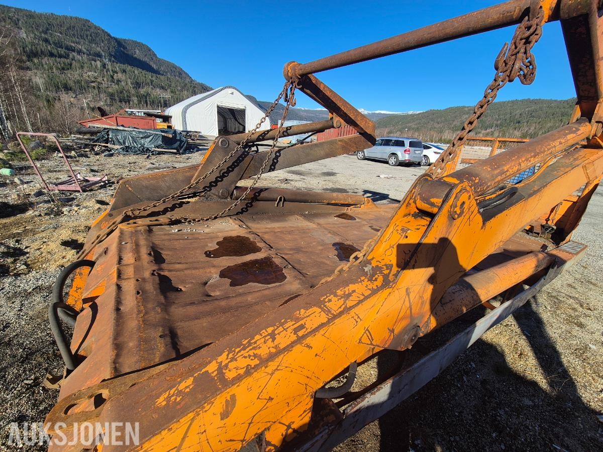 Joab containerlift på krokramme