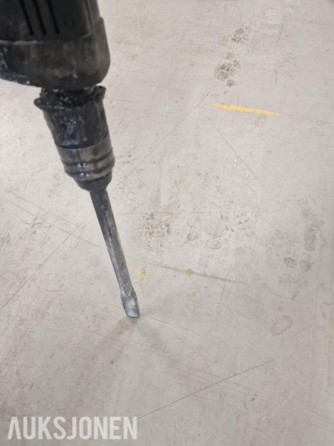 2015 HILTI 1500