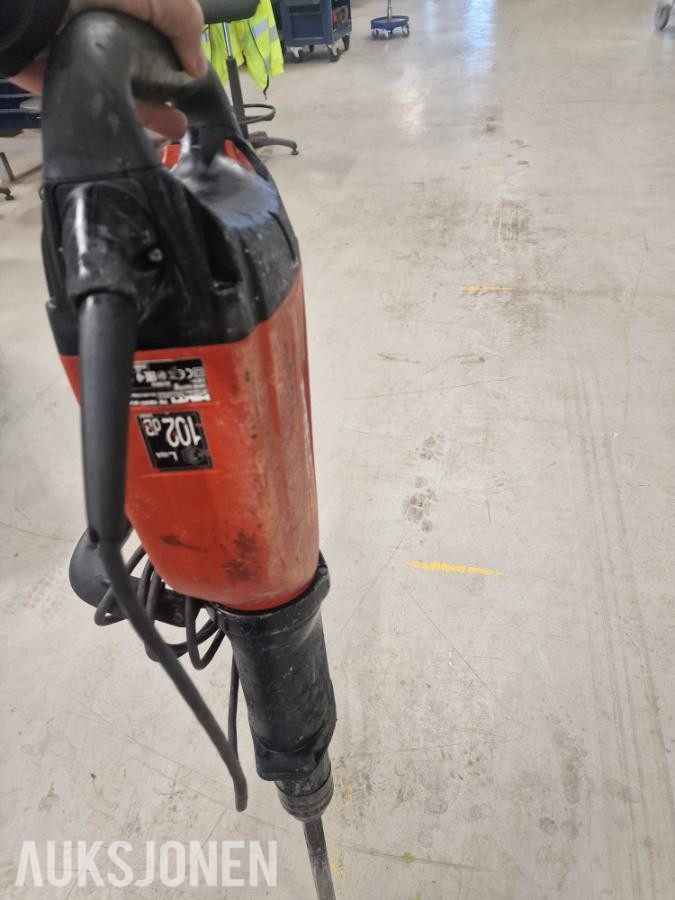 2015 HILTI 1500