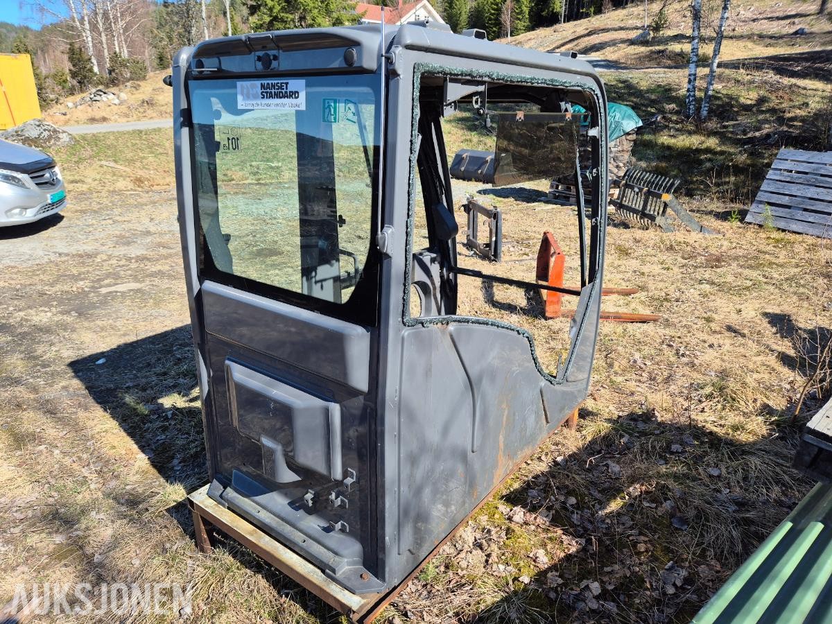 2009 Hitachi ZX160-3 hytte