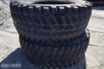 Nokian TRI 2 650/65R42 med pigg