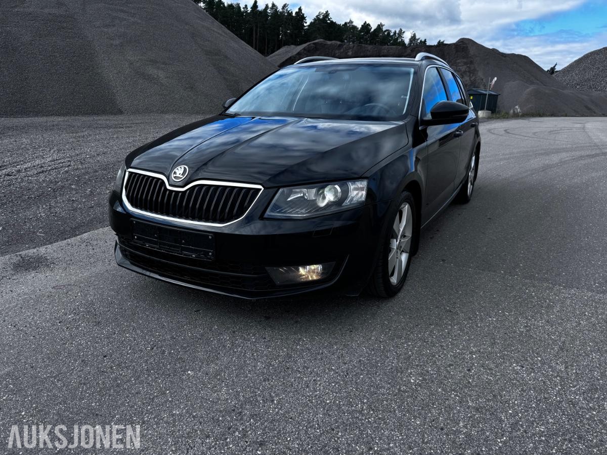 2014 Skoda Octavia, 1,6 TDI 105hk 4x4/NY SERVICE, 206000km