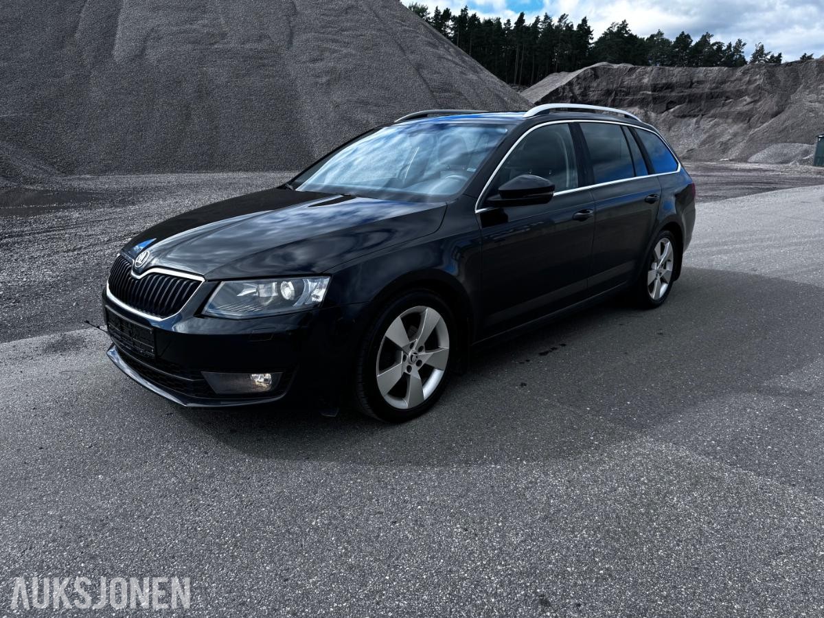 2014 Skoda Octavia, 1,6 TDI 105hk 4x4/NY SERVICE, 206000km
