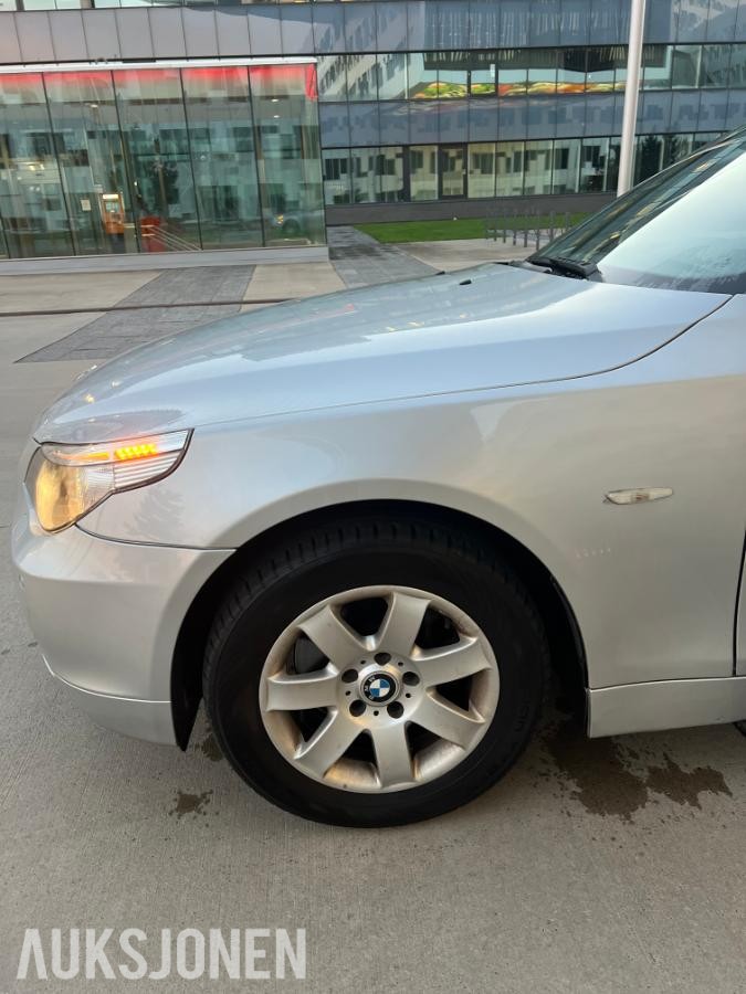 2003 BMW 520I 2.2 170hk automat cruisekontroll kupevarmer navigasjon