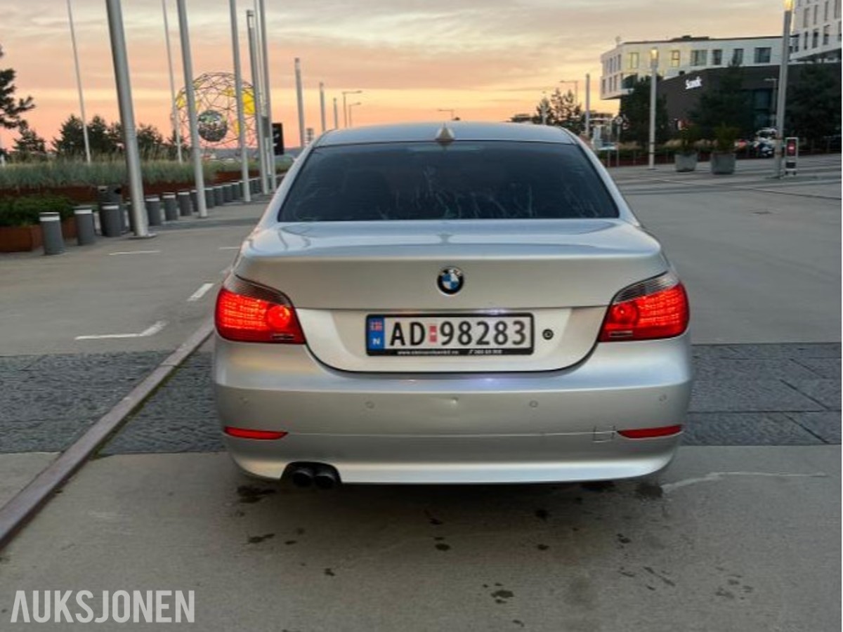 2003 BMW 520I 2.2 170hk automat cruisekontroll kupevarmer navigasjon