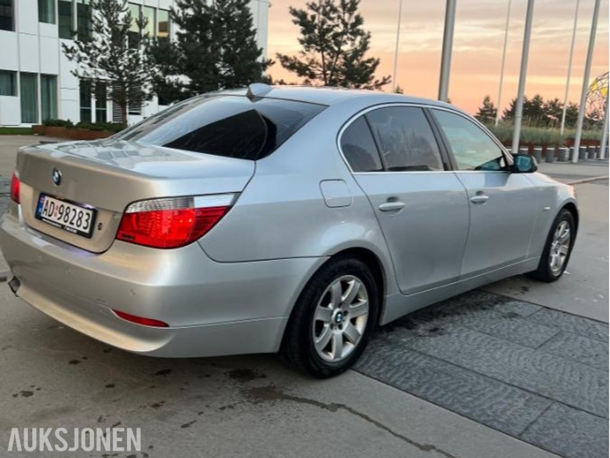 2003 BMW 520I 2.2 170hk automat cruisekontroll kupevarmer navigasjon