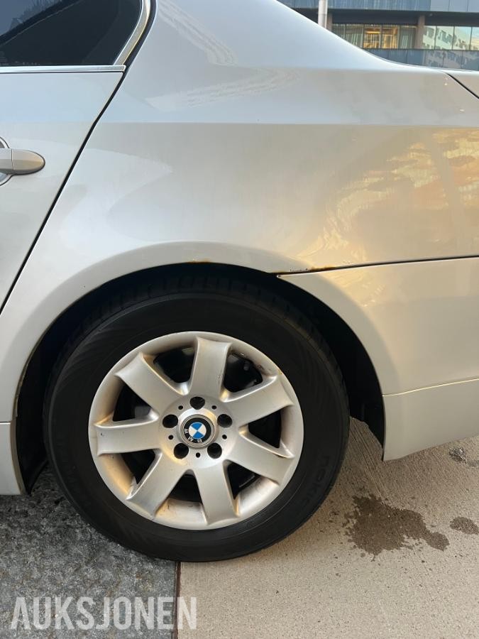 2003 BMW 520I 2.2 170hk automat cruisekontroll kupevarmer navigasjon
