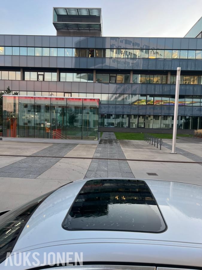 2003 BMW 520I 2.2 170hk automat cruisekontroll kupevarmer navigasjon