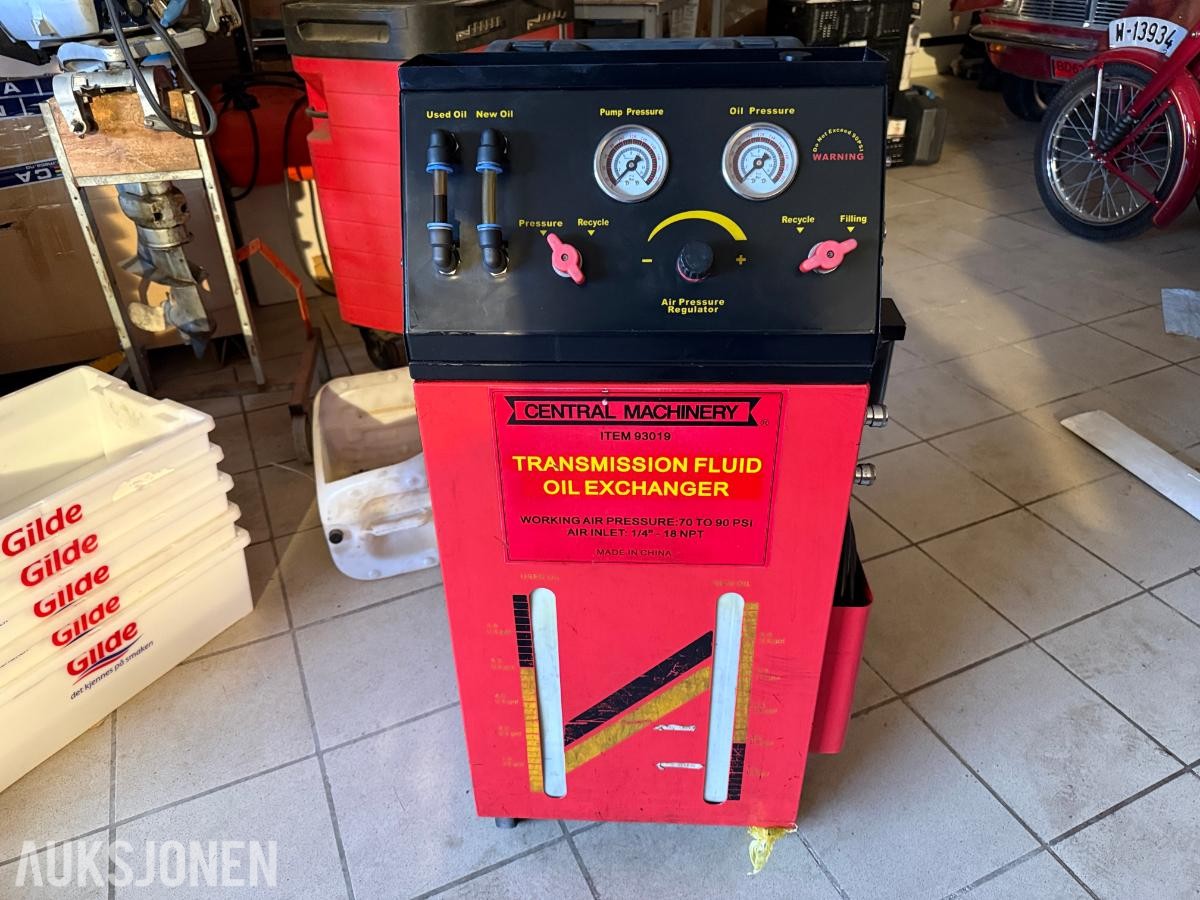 Transmission fluid oil exchanger 93019 Central Machinery + adaptersett