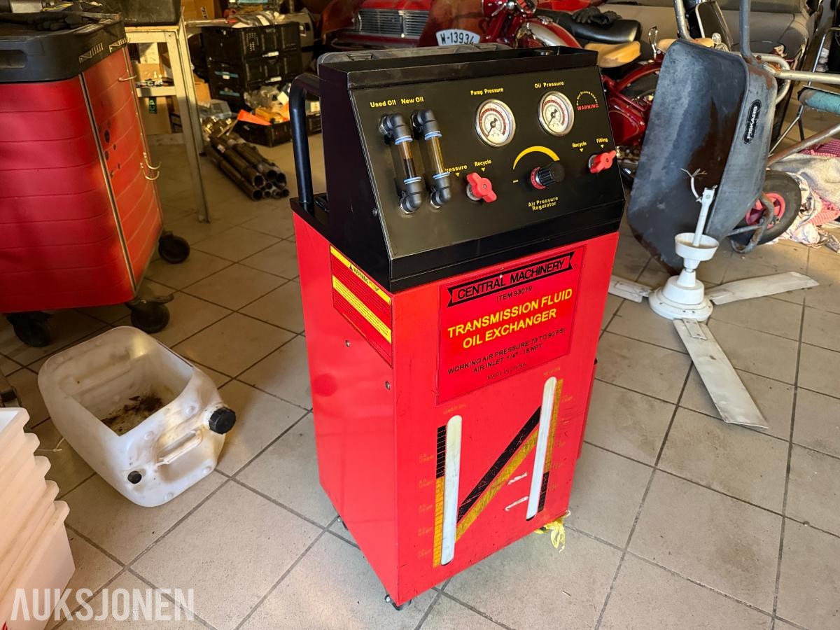 Transmission fluid oil exchanger 93019 Central Machinery + adaptersett